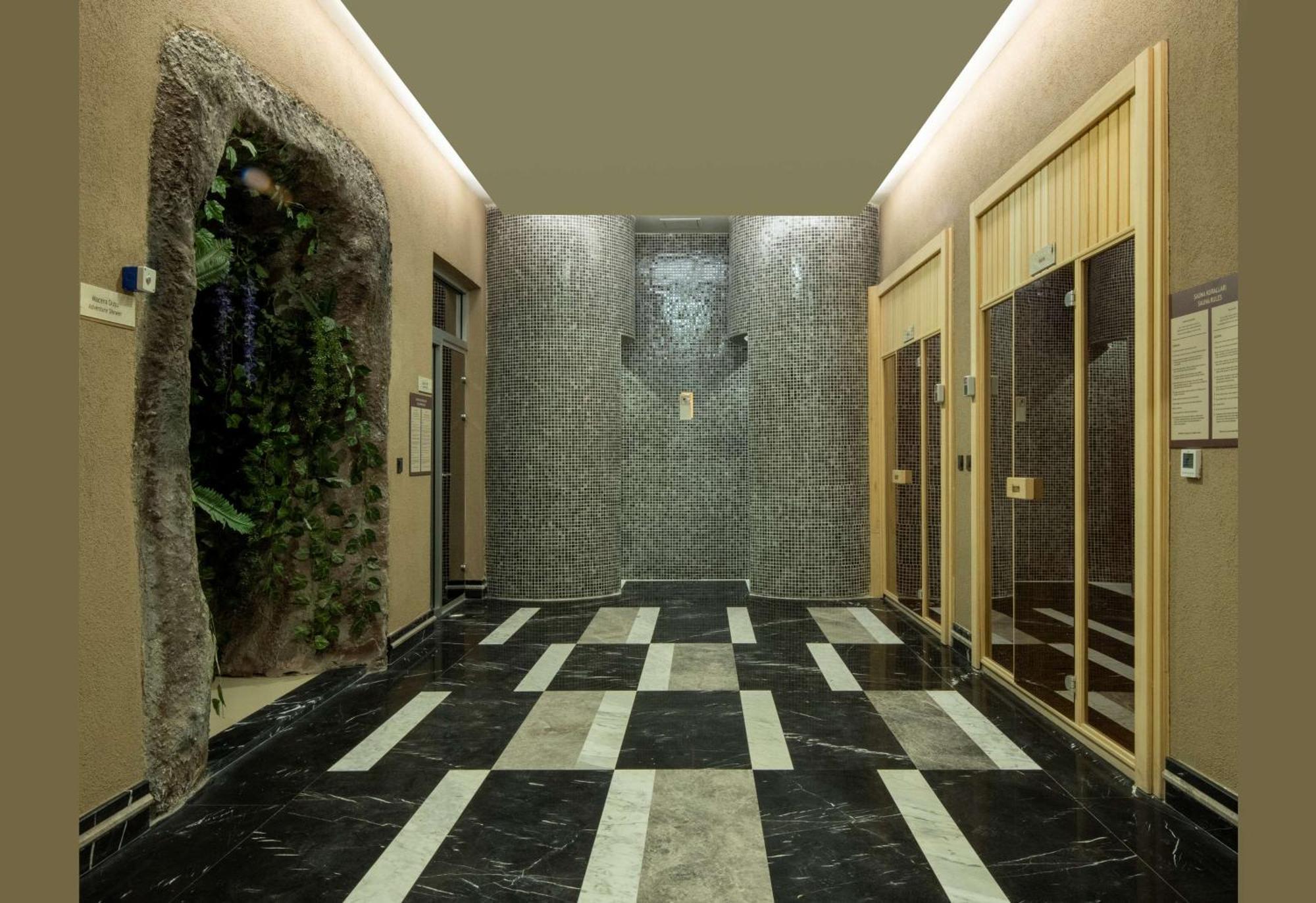 Doubletree By Hilton Manisa Hotel Exterior foto