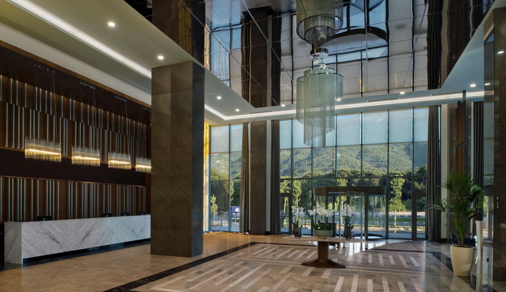 Doubletree By Hilton Manisa Hotel Exterior foto