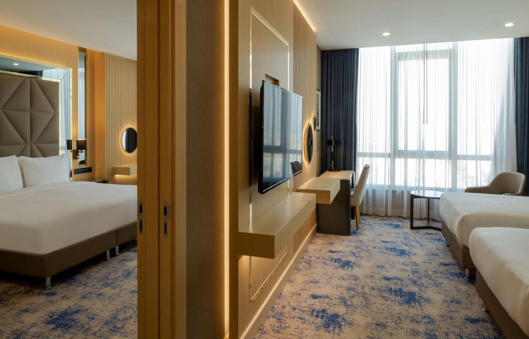 Doubletree By Hilton Manisa Hotel Exterior foto