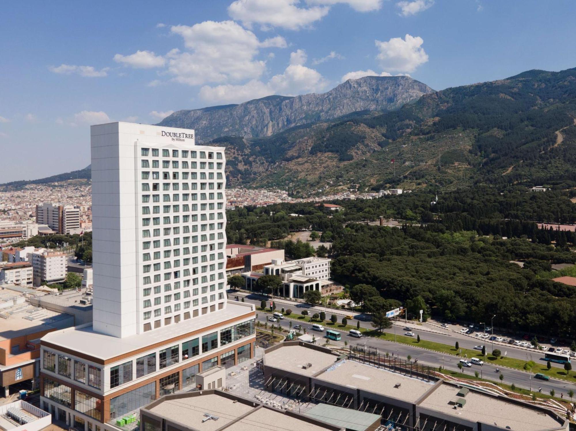Doubletree By Hilton Manisa Hotel Exterior foto